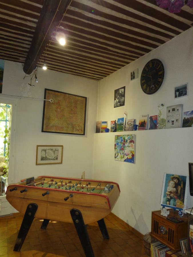 Gite Fa Mille Maison Bleu Robion en Luberon Esterno foto